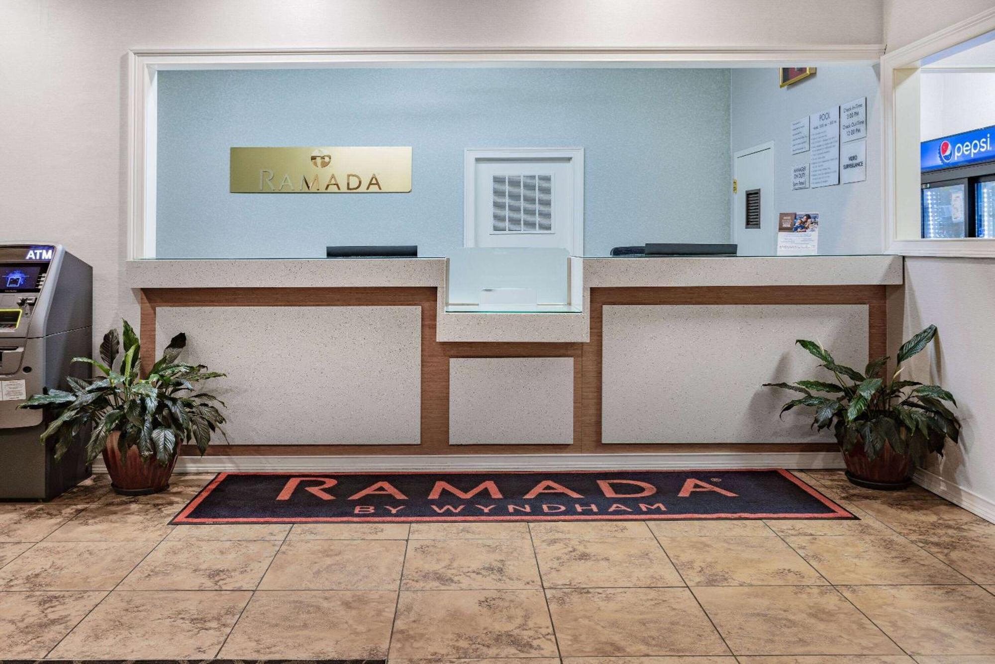 Ramada By Wyndham West Atlantic City Egg Harbor Township Ngoại thất bức ảnh